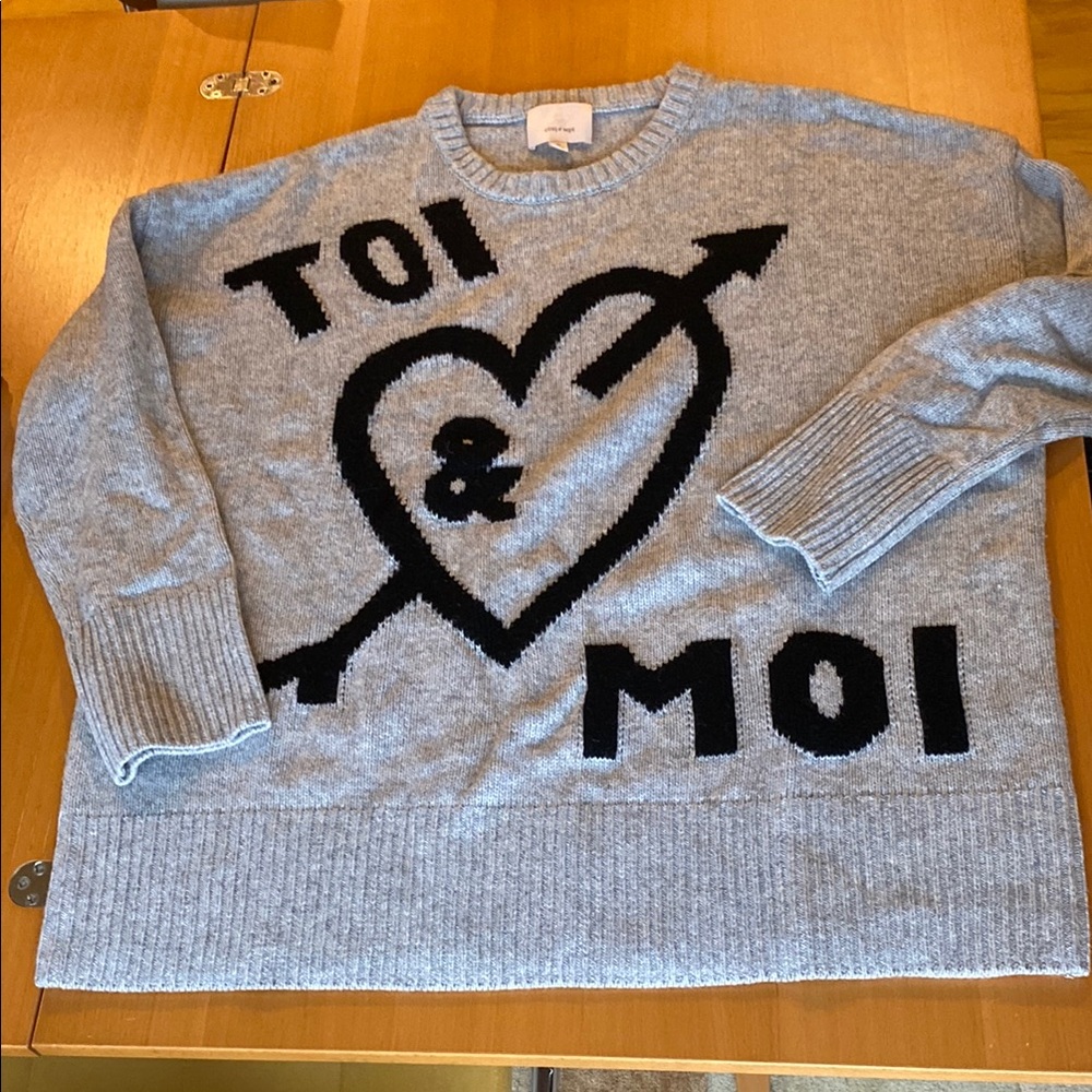 Toi & Moi Grey women’s Sweater